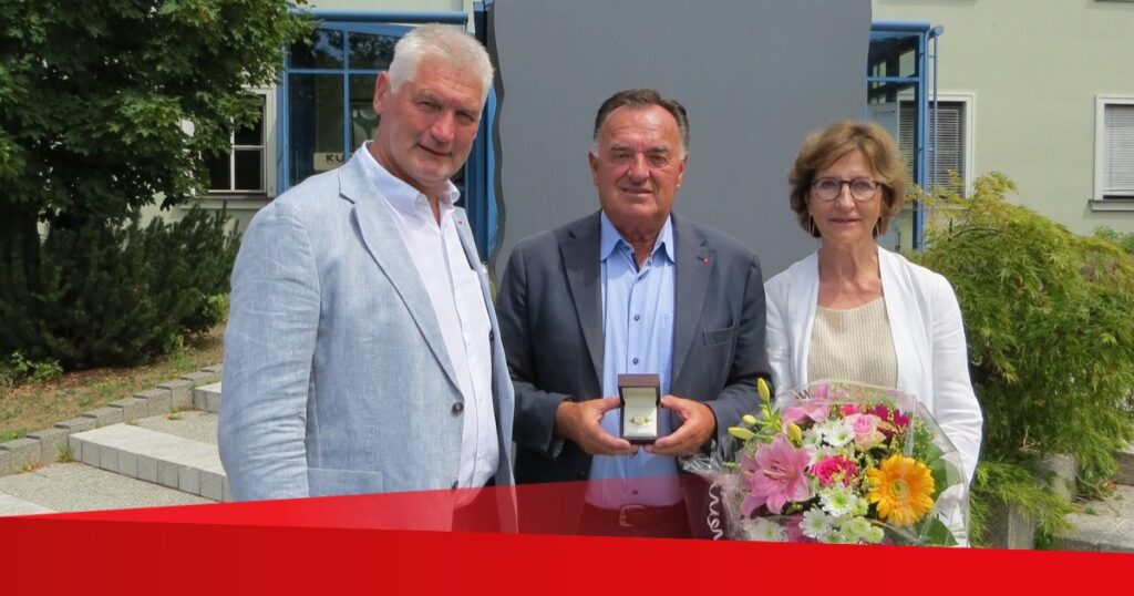 Goldener Ehrenring f&uuml;r Alt-B&uuml;rgermeister