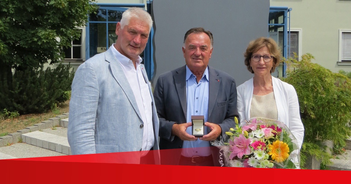 Goldener Ehrenring f&uuml;r Alt-B&uuml;rgermeister